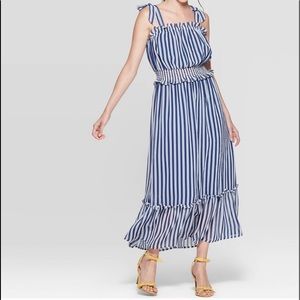 NWOT BLUE AND WHITE STRIPPED DRESS